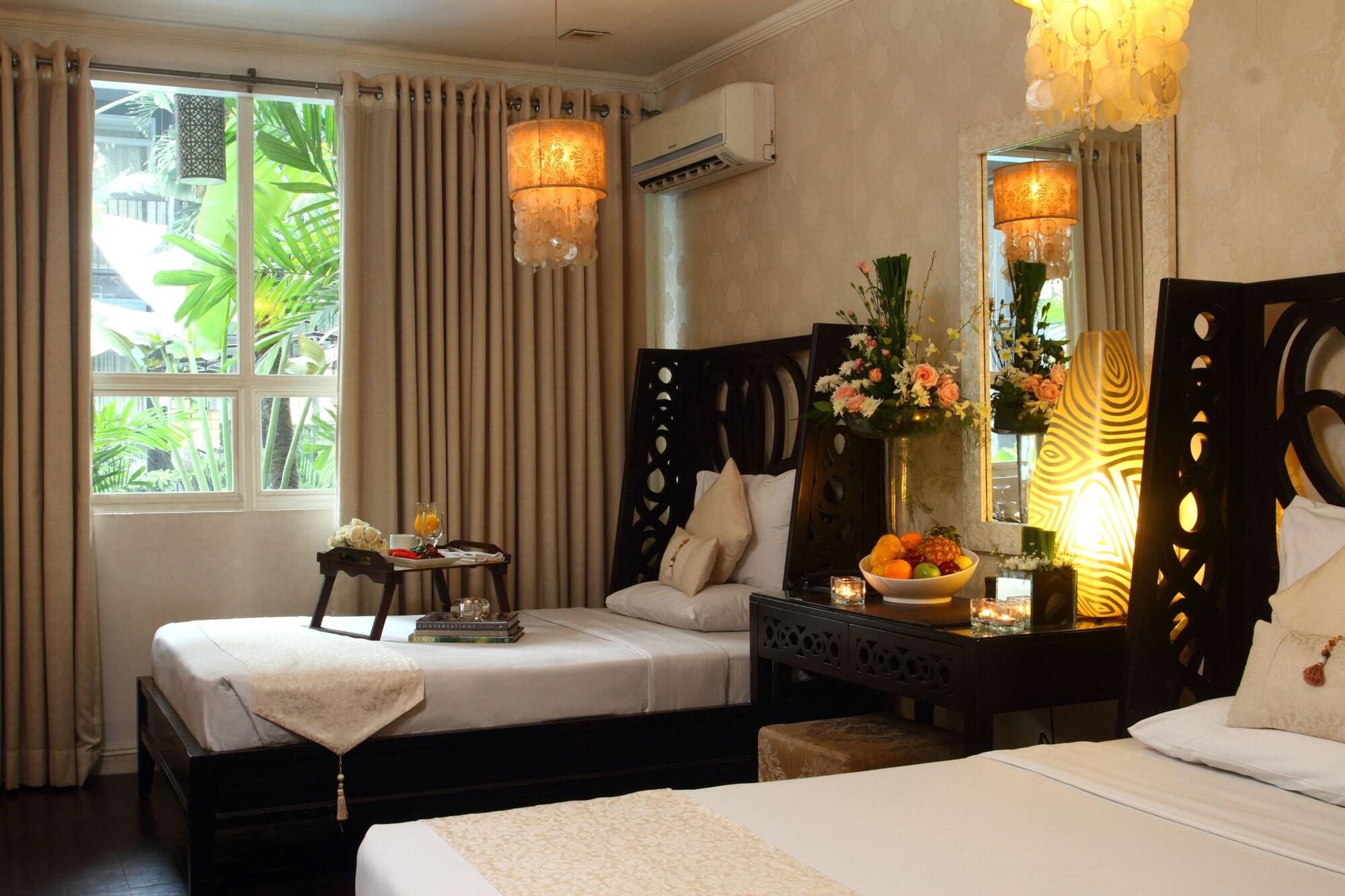 The Sulo Riviera Hotel Quezon City Exterior photo