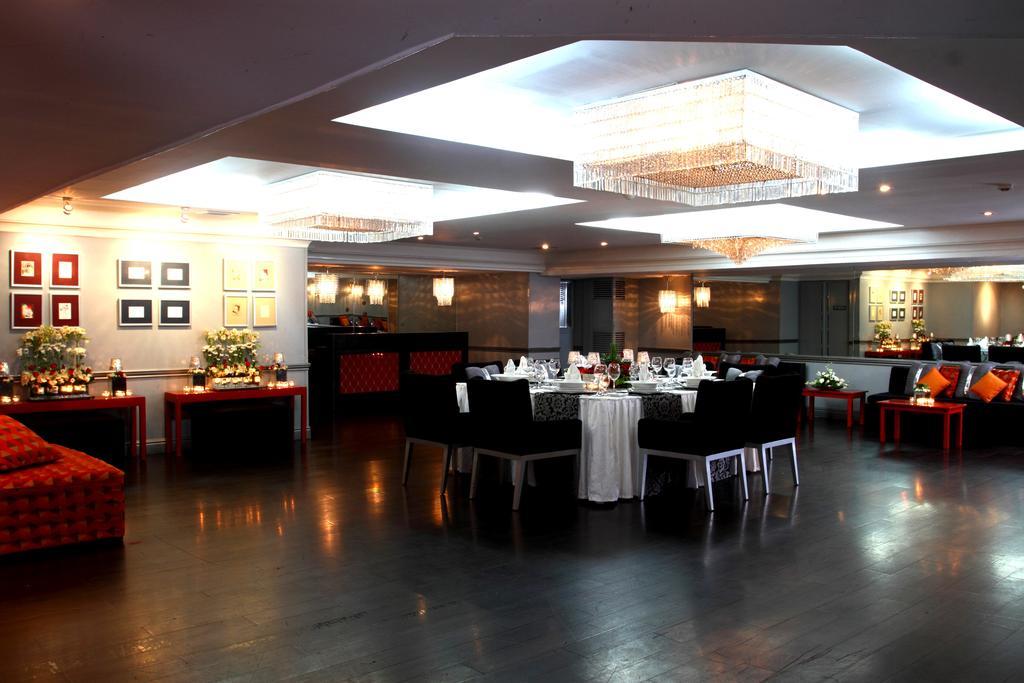 The Sulo Riviera Hotel Quezon City Exterior photo