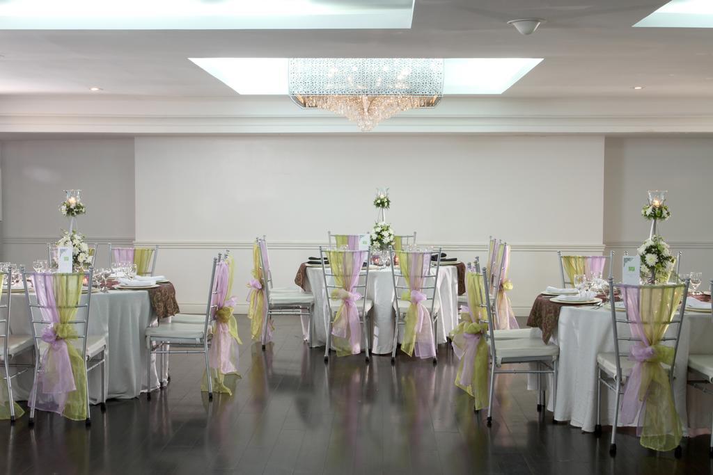 The Sulo Riviera Hotel Quezon City Exterior photo